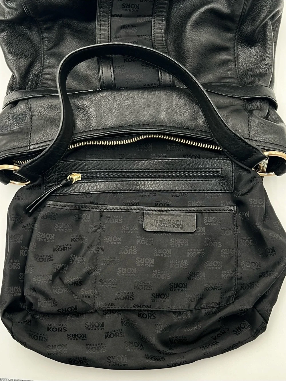 Michael Kors Chandler Black Pebbled Leather Hobo Shoulder Bag Gold Studded Y2K